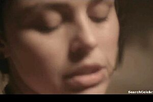 Tinarie van Wyk-Loots flashes big tits in steamy car topless scene