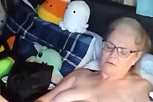 naked yoga gets this hot mature so horny she masturbates wildly?