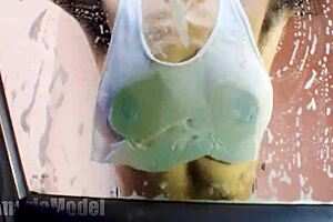 Skinny latina flashes hairy wet pussy at carwash