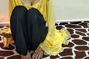 Indian babe anal cowgirl with dirty talk hindi audio