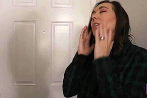 Feel the juicy thrill as sinn sage drills ariex's perfect wet pussy deep.