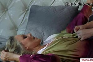 Naughty College Lesbian Licks Juicy Pussy to Orgasm