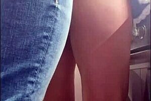 i pounded that sexy milf hard in the kitchen today