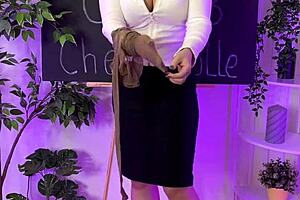 hey, check sisi's sexy nylon pantyhose club tease 👠✨