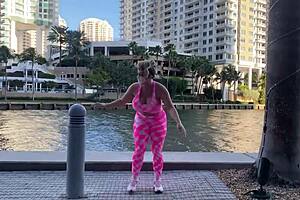 Insatiable BBW hot ass rides Rome Majors monster cock