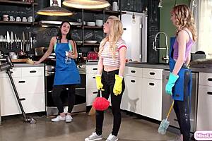 cleaners masturbate wildly contrasting their pro squirting release