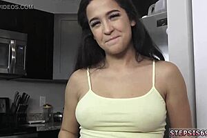 juicy teen pussy creampie pops her cherry on my birthday