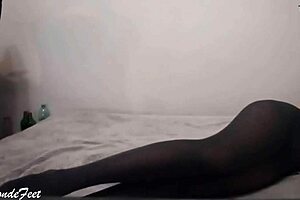 i luv her sexy legs in nylons - miley grey's hot feet 😍