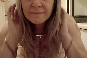 french slave housewife auto uro belt session outdoor humiliation