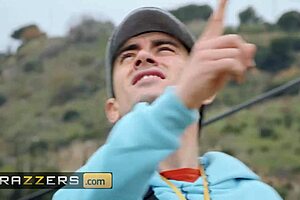 exhibitionist jada sparks meets tourist jordi for public pounding session