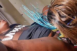 ebony lesbian licks and fucks sisi's hairy clean pussy