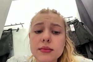 bbw babe masturbates extremely in public outdoors