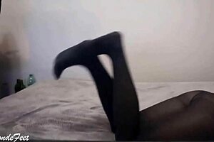 i luv her sexy legs in nylons - miley grey's hot feet 😍