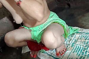 Steamy bathroom sex turns into hot piss play 🚿💦