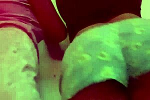 hey girls, watch us two venezuelan babes twerk our wet asses naked