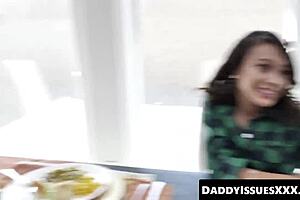 Naomi Blue's Thanksgiving Deep Pussy Cock Thrill