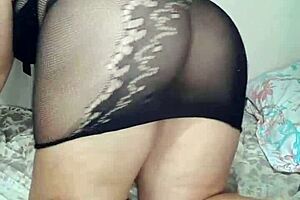 anyone spot leandro i'm here fingering my pussy just for him