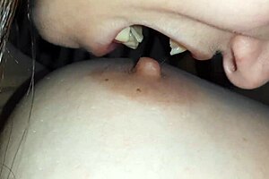 hot lesbians in threesome lick kiss suck bite nipples!