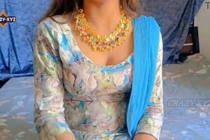 desi babe sneaks boyfriend in for crazy home fuck session