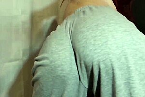 Watch this cute skinny girl's ass twerk close-up on webcam revealing her hairy pussy