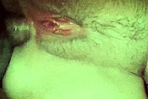 le pago el viaje con mamada y termino dejandola darme anal en el taxi