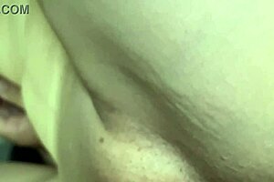 ex-celeb's gorgeous hawaii pussy up close enjoy it