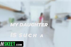 Jay's Kinky Fisting Makes Reyna Scream!