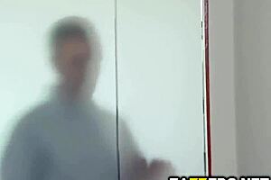 Vanessa sky stuffs keiran lee's monster cock down her throat for mouthful cum explosion