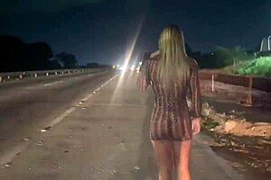 wife flashes street cyclist cums then cuck fucks hard twice 💦