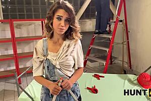 Teen sneaks fun during work shift with perfect tight body allure