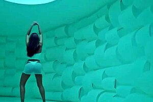 oh anitta's safada ass rebolando got me hard