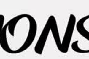 tattoo artist grinds down on horny client's throbbing cock hard