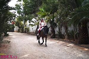 fucking my girlfriend's hot shaved friend in homemade threesome 👯‍♀️💦