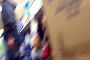 curvy milf shakes her thick ass candidly around the house