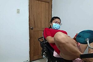 slutty vixen begs for juicy pussy pounding in homemade clip