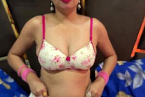 Flirty babe craves deep orgasm from hard pounding full video hindi moans