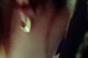 me encanta mamarle la verga hasta que explota leche en mi boca caliente