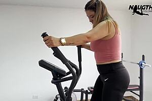 oh babe, watch me masturbate hard in the gym for you