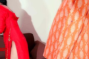 Desi wife cheats on husband with quickie missionary creampie on Karva Chauth