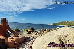 Strangers Catch Wife Fucking Big Cock Nude Beach