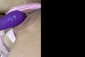 Beautiful Latina Amateur Masturbates with Dildo in New Lingerie