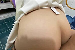 Skinny Old Milf Gets Intense Pussy Pounding Till Cumshot