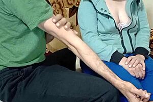 pakistani wife's bubble butt pussy slammed hard doggystyle!