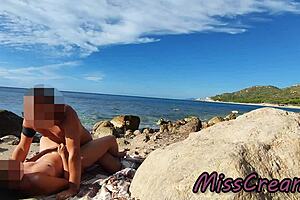 Strangers Catch Wife Fucking Big Cock Nude Beach