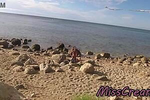 Strangers Catch Wife Fucking Big Cock Nude Beach