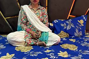 Flirty babe craves deep orgasm from hard pounding full video hindi moans