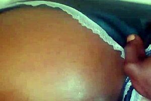 come on lets get that mature ebony ass in doggy now