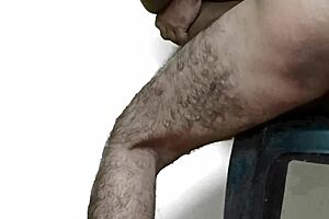 Indian maid, why you moaning so loud while master creampies your juicy squirting pussy?