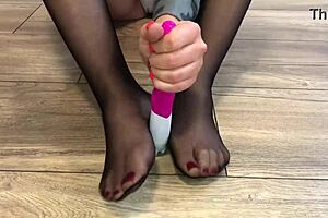 Just chilling doing a sexy nylon handjob with my hungarian feet and toys