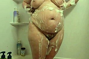 Voyeur Hidden Cam Catches Wet BBW Milf Showering Curvy Body